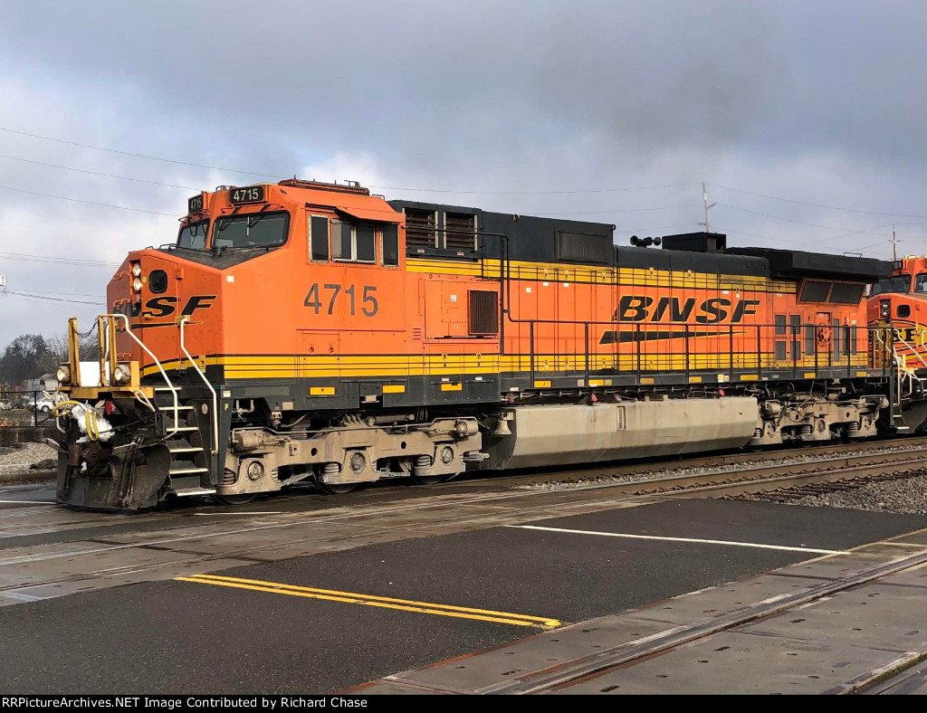 BNSF 4715